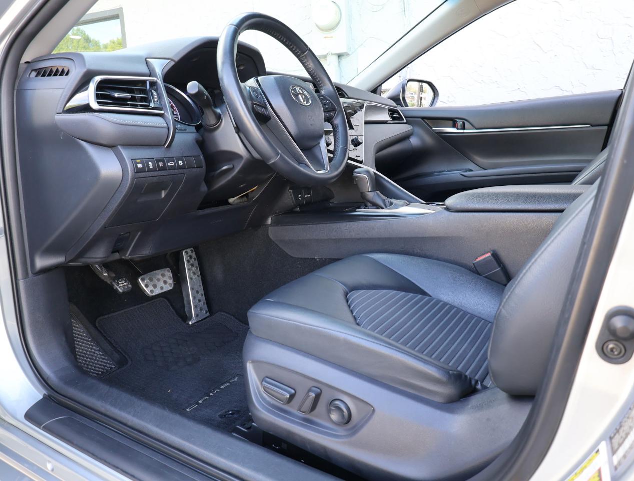 Toyota Camry SE 2018