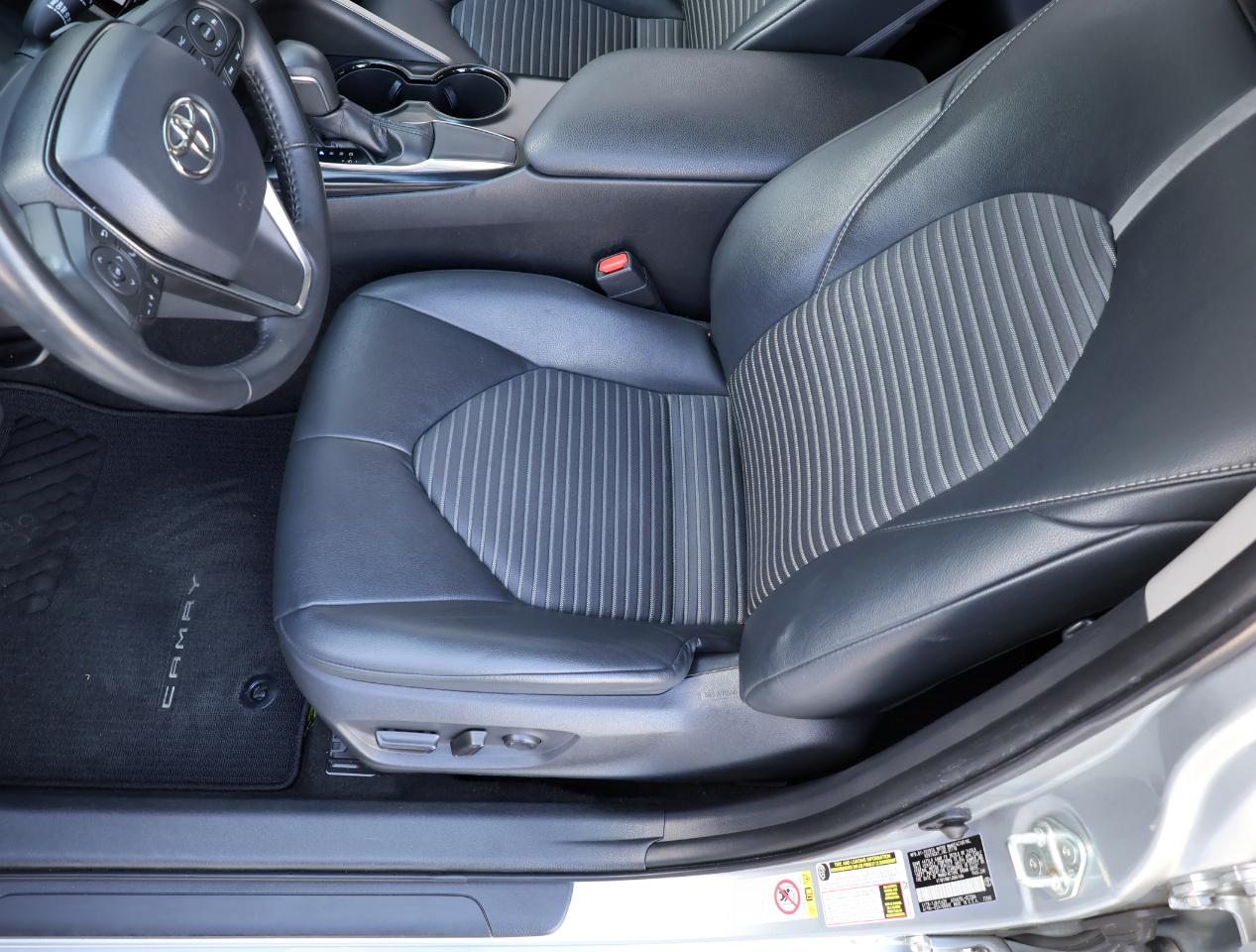 Toyota Camry SE 2018