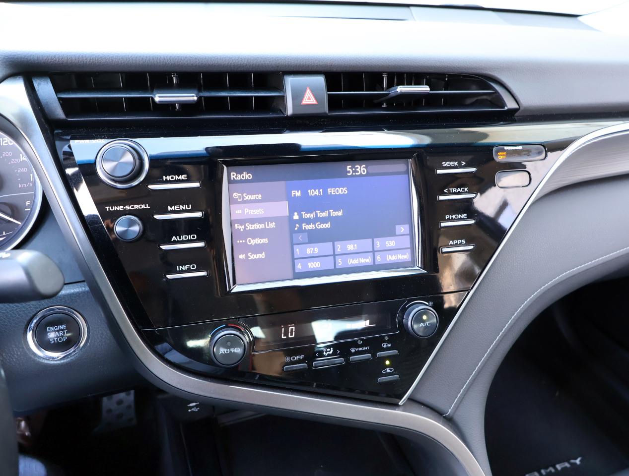 Toyota Camry SE 2018