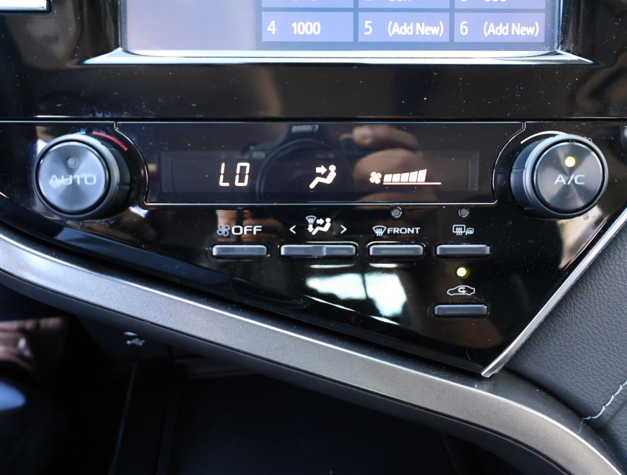 Toyota Camry SE 2018