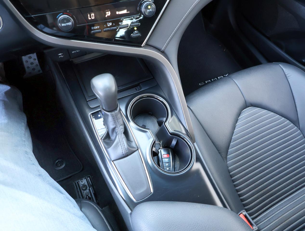 Toyota Camry SE 2018