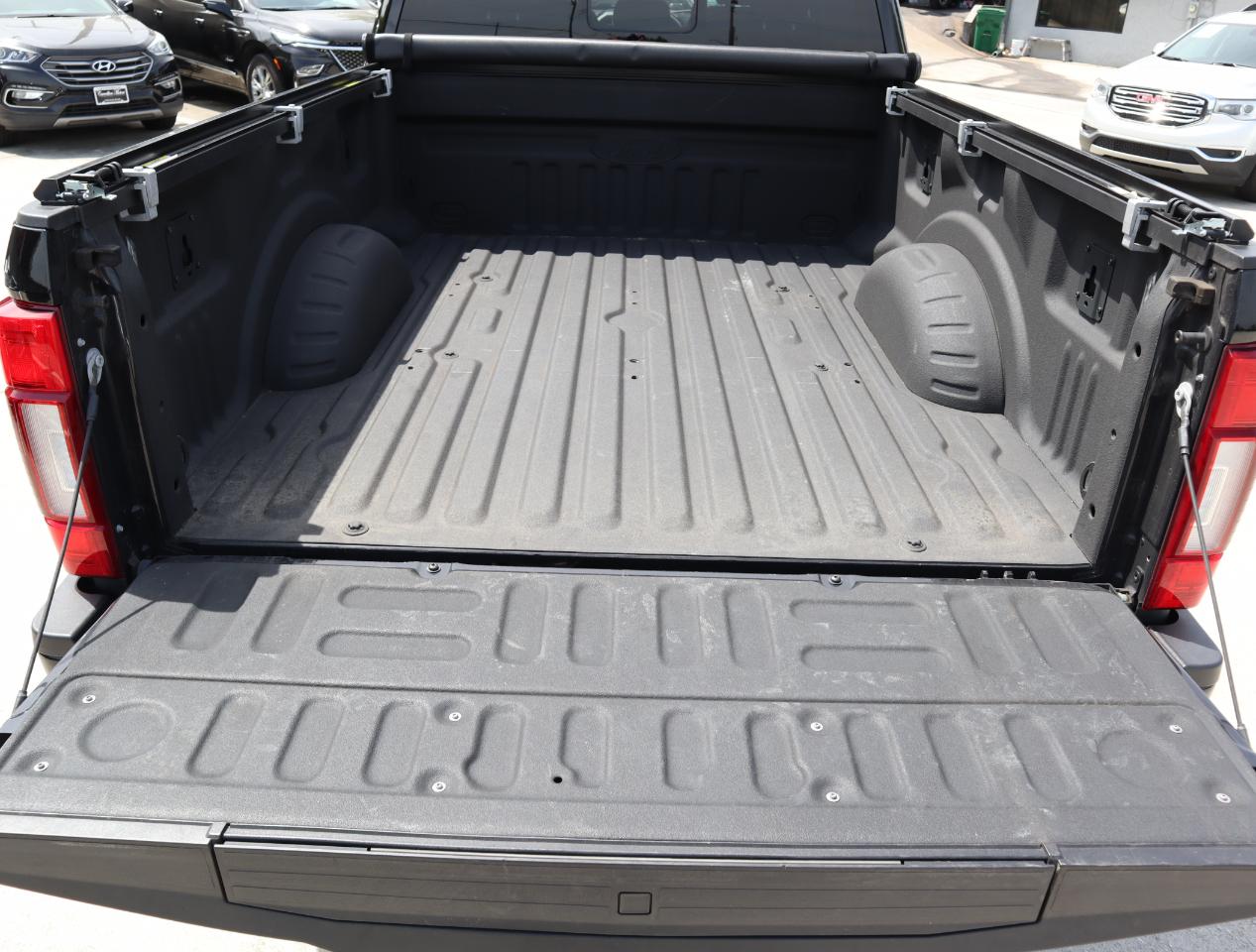 Ford F-250 SD Lariat Crew Cab 4WD 2021