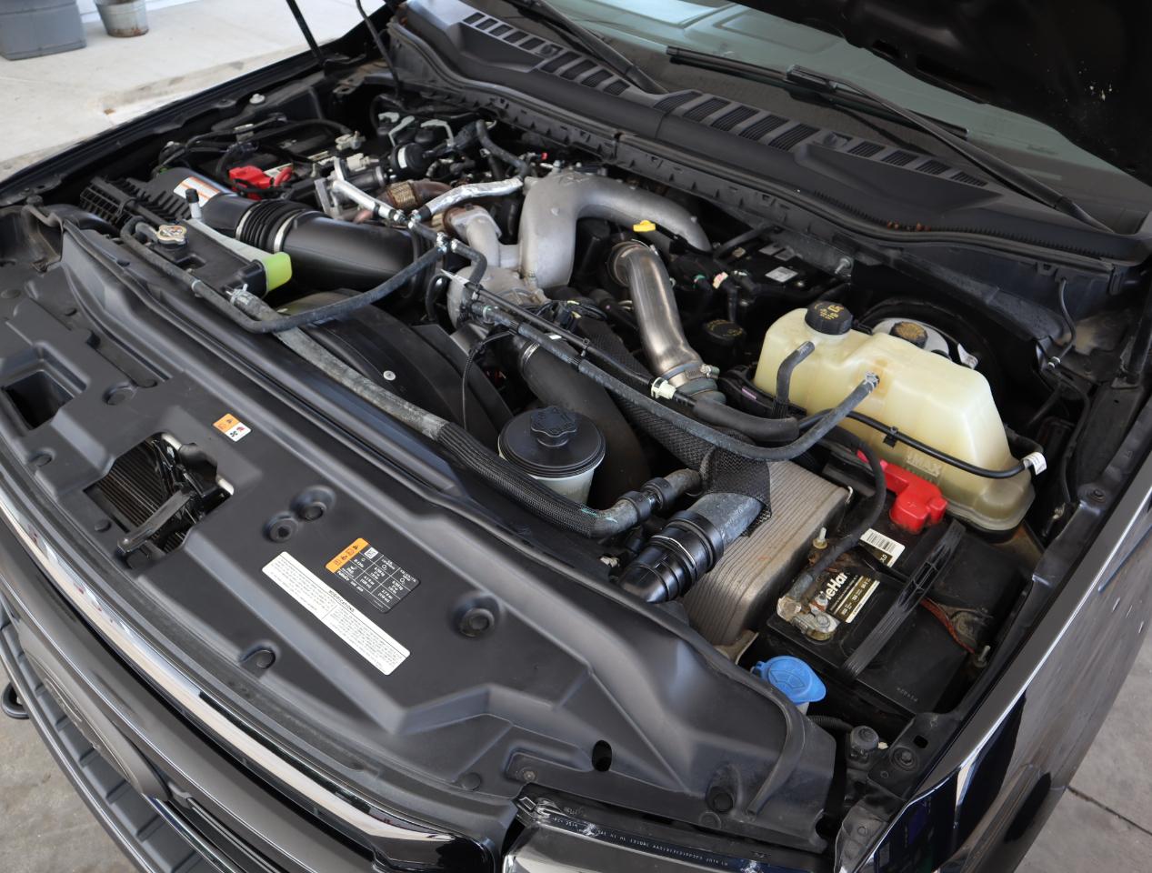 Ford F-250 SD Lariat Crew Cab 4WD 2021