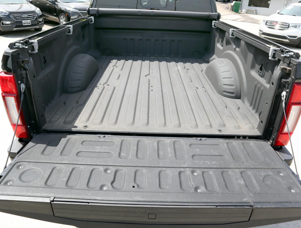 Ford F-250 SD Lariat Crew Cab 4WD 2021