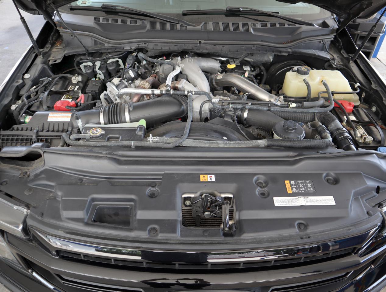 Ford F-250 SD Lariat Crew Cab 4WD 2021