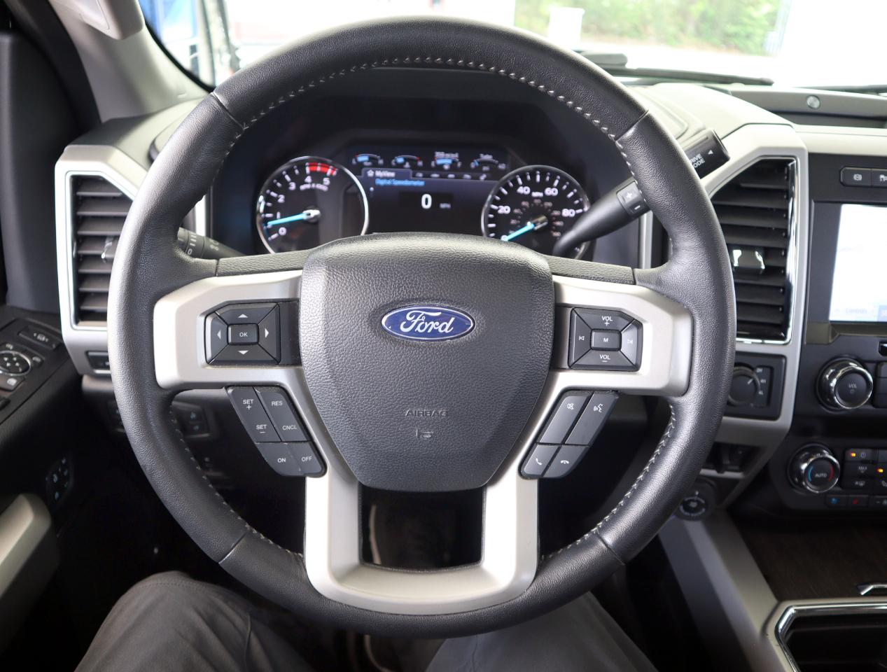 Ford F-250 SD Lariat Crew Cab 4WD 2021