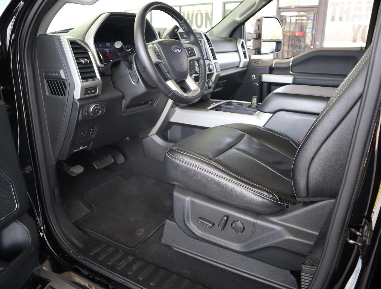 Ford F-250 SD Lariat Crew Cab 4WD 2021