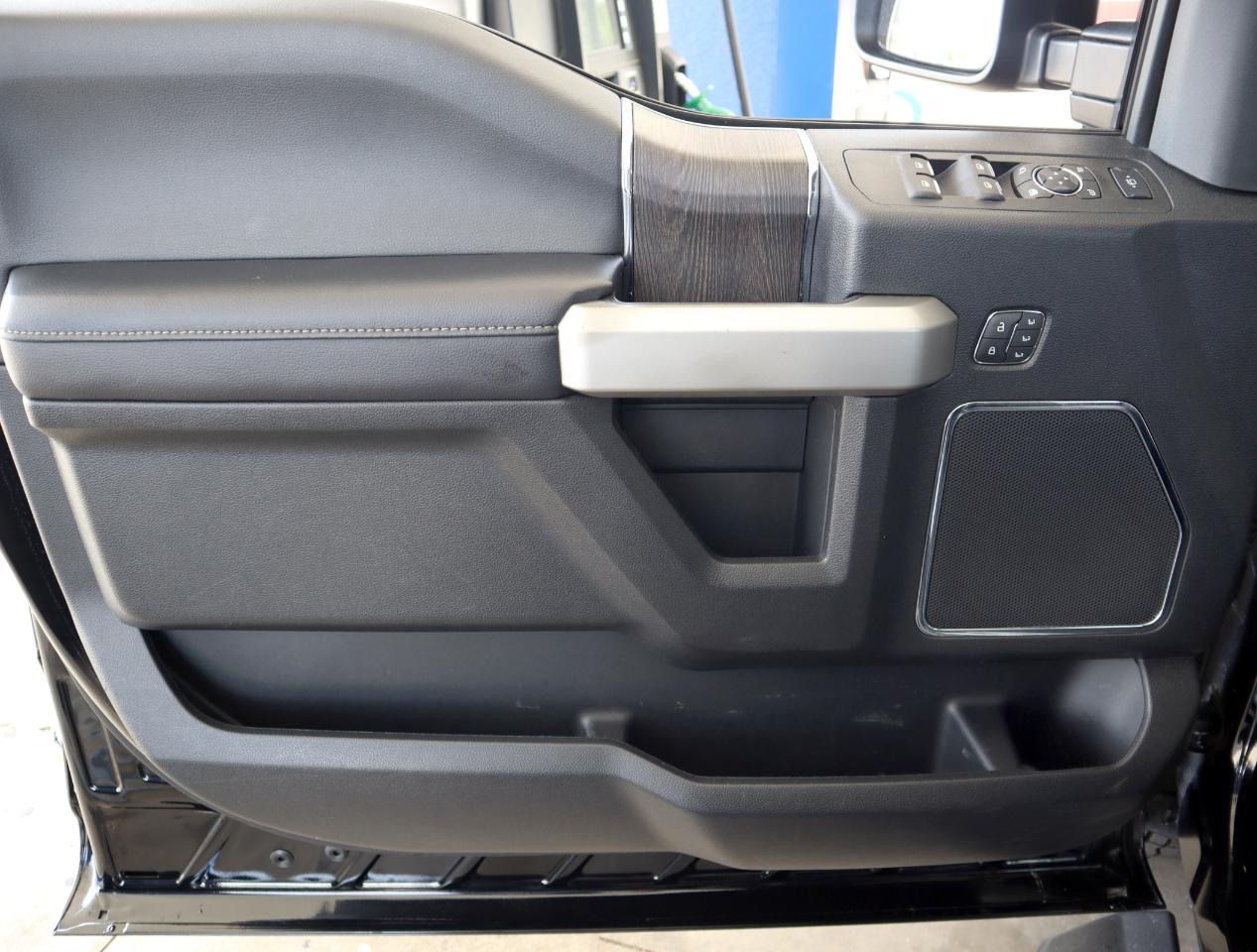 Ford F-250 SD Lariat Crew Cab 4WD 2021