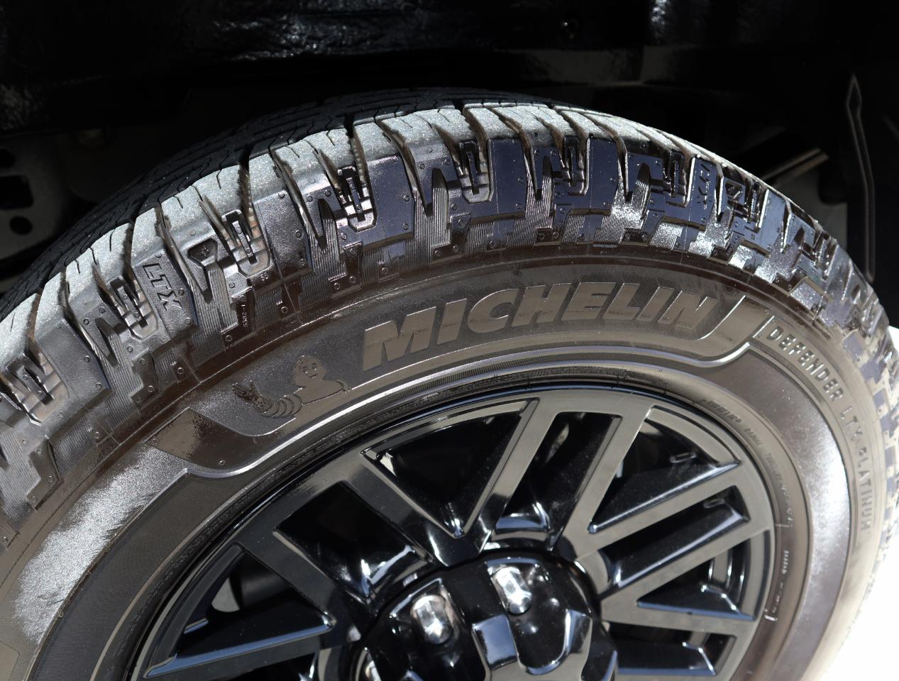 Ford F-250 SD Lariat Crew Cab 4WD 2021