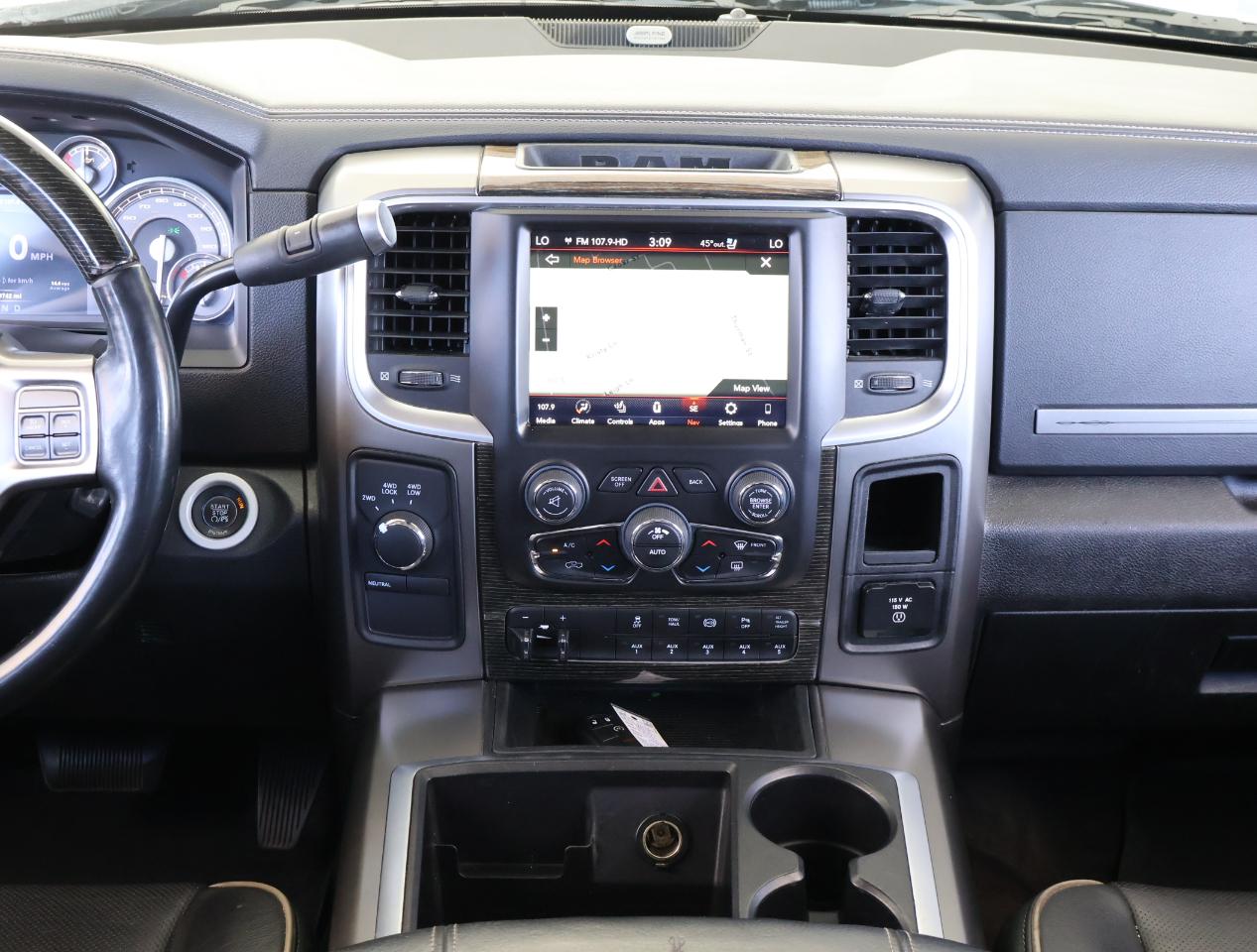 RAM 2500 Laramie Longhorn Crew Cab 4WD 2014