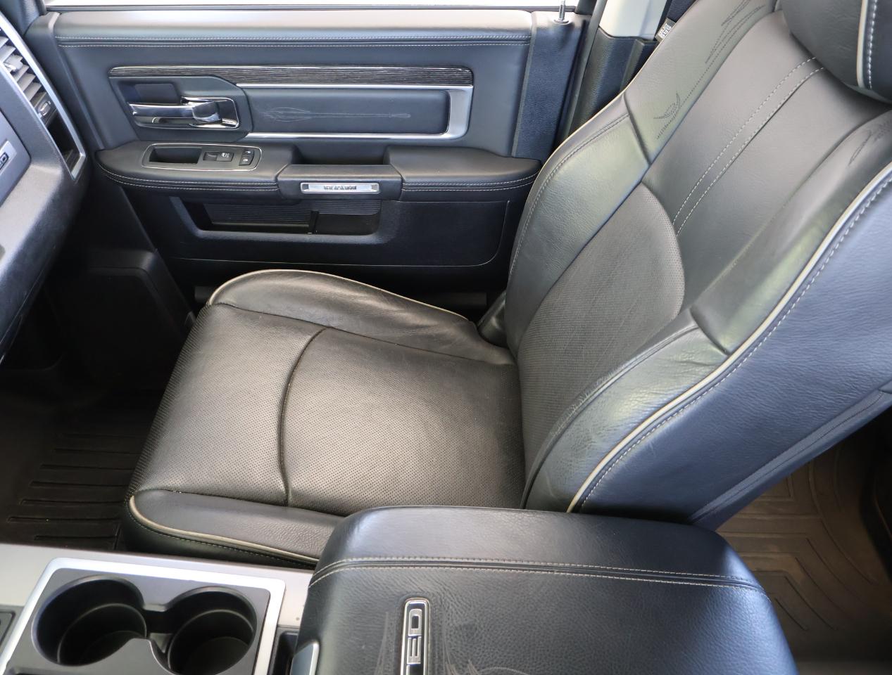 RAM 2500 Laramie Longhorn Crew Cab 4WD 2014