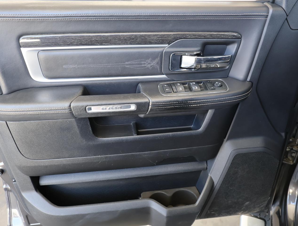 RAM 2500 Laramie Longhorn Crew Cab 4WD 2014