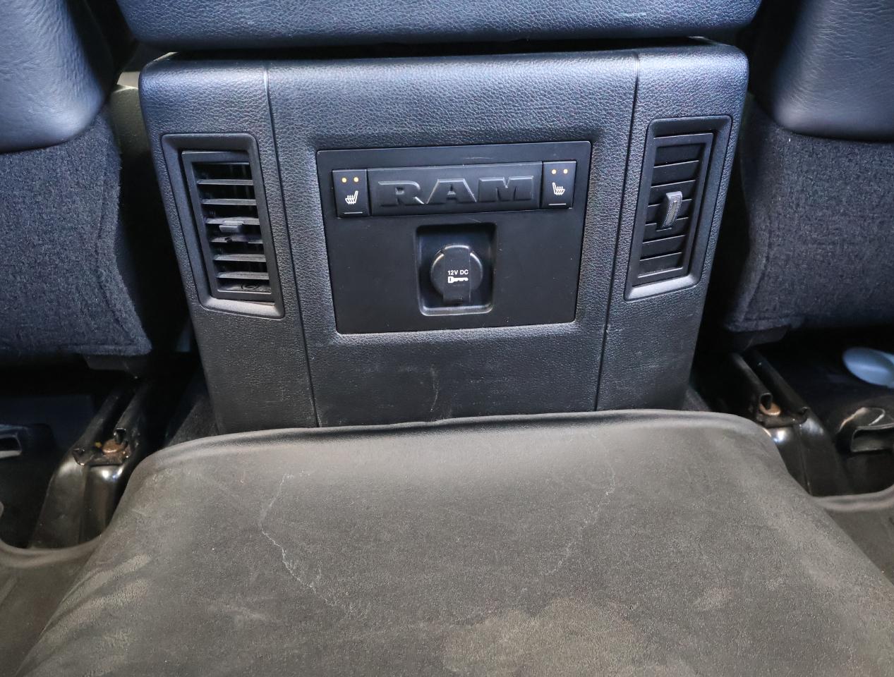 RAM 2500 Laramie Longhorn Crew Cab 4WD 2014