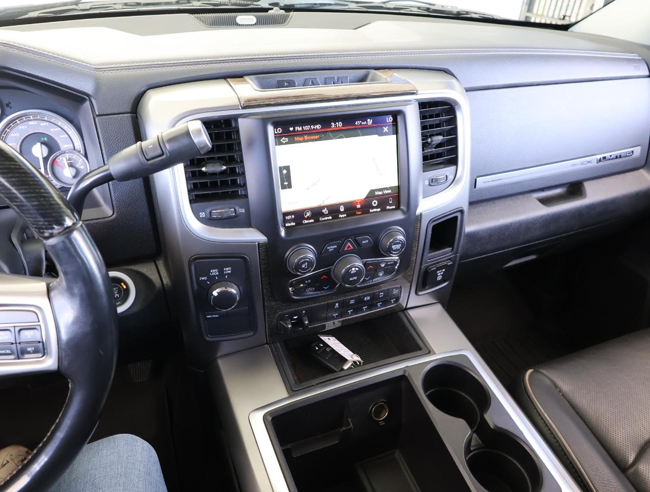 RAM 2500 Laramie Longhorn Crew Cab 4WD 2014