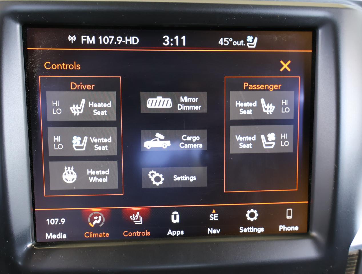 RAM 2500 Laramie Longhorn Crew Cab 4WD 2014