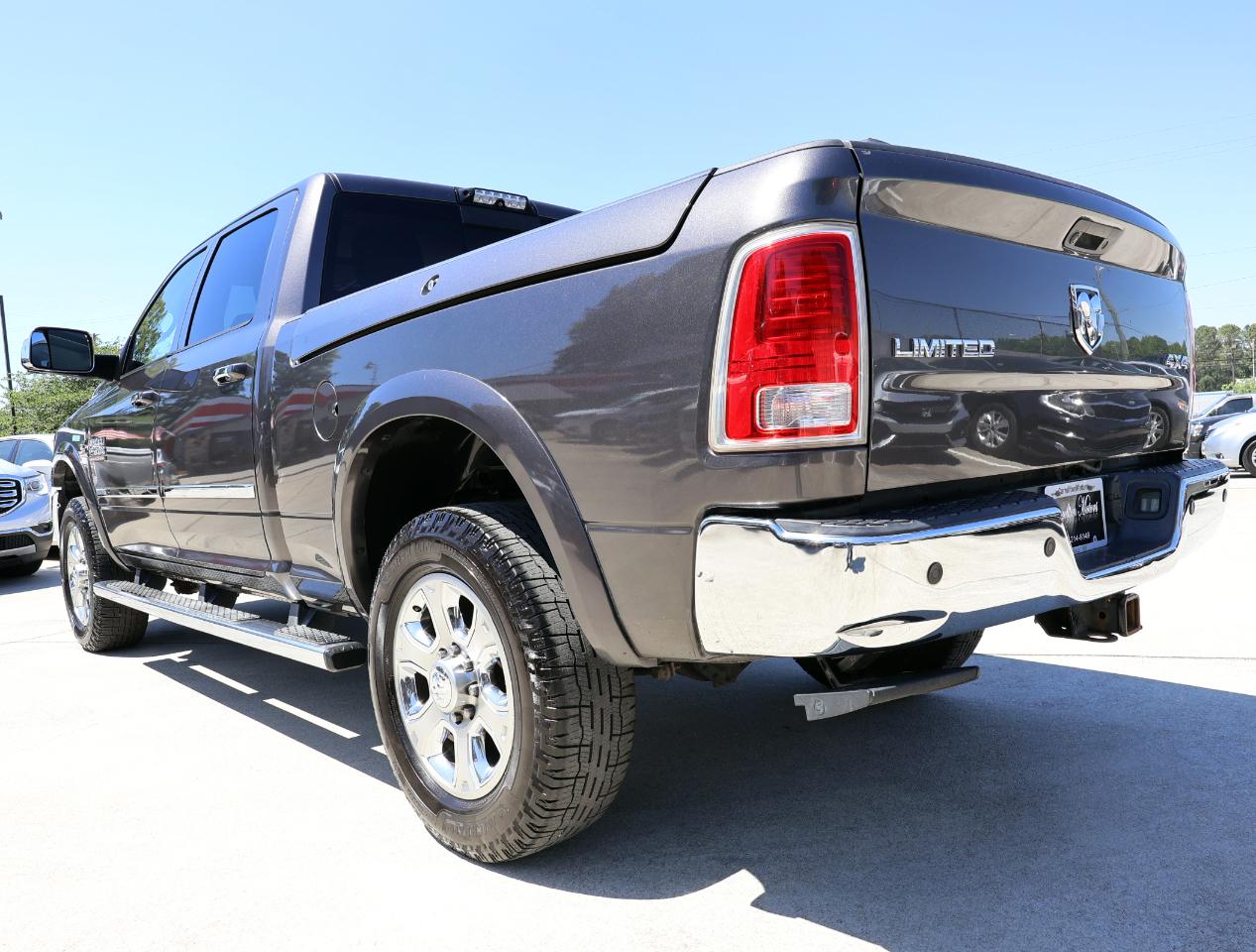 RAM 2500 Laramie Longhorn Crew Cab 4WD 2014