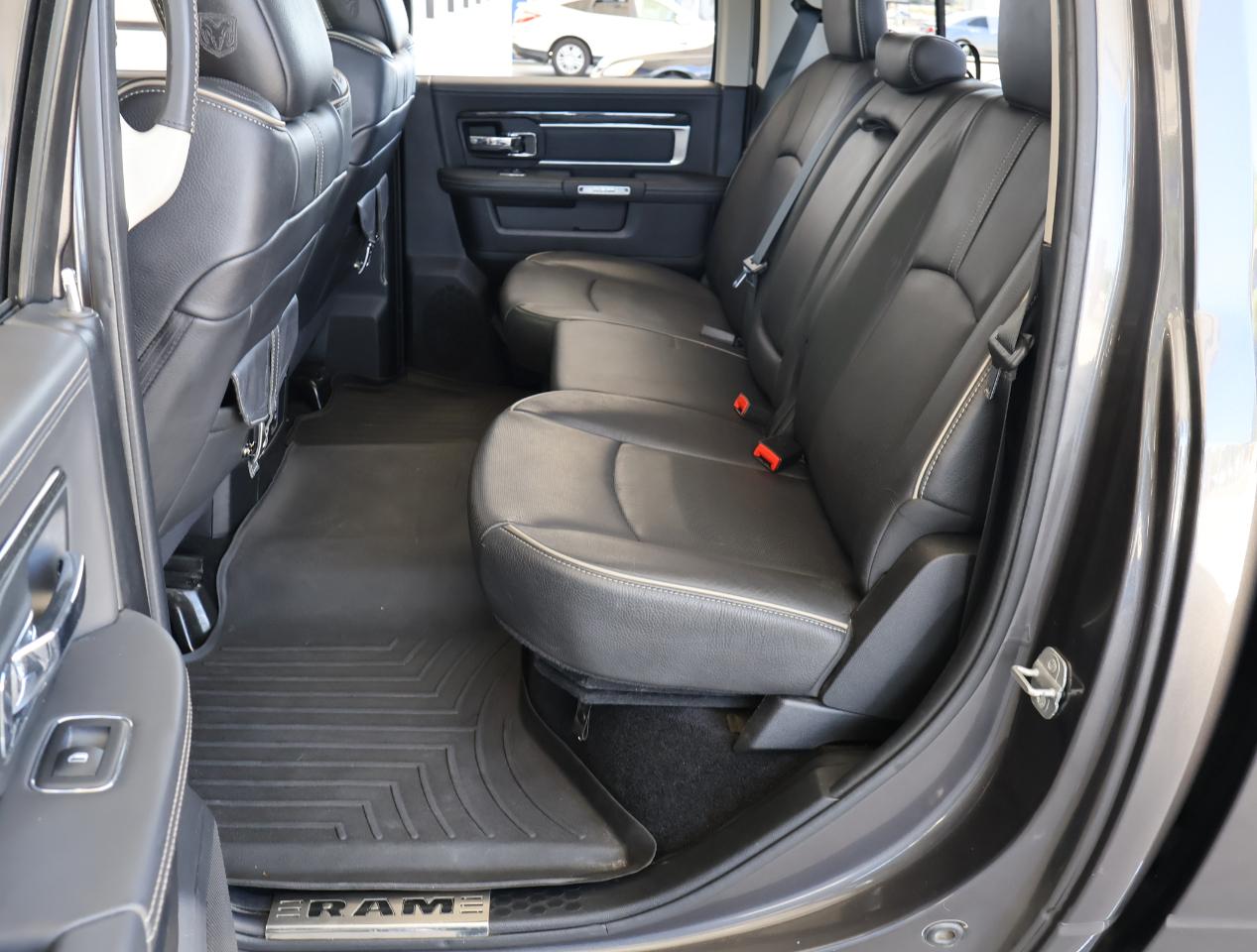 RAM 2500 Laramie Longhorn Crew Cab 4WD 2014