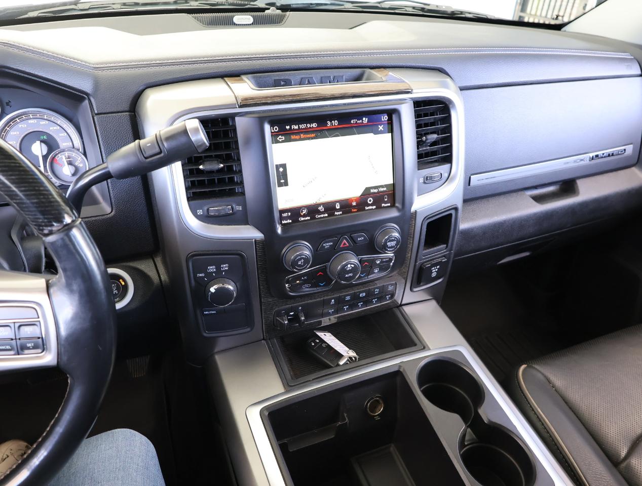 RAM 2500 Laramie Longhorn Crew Cab 4WD 2014