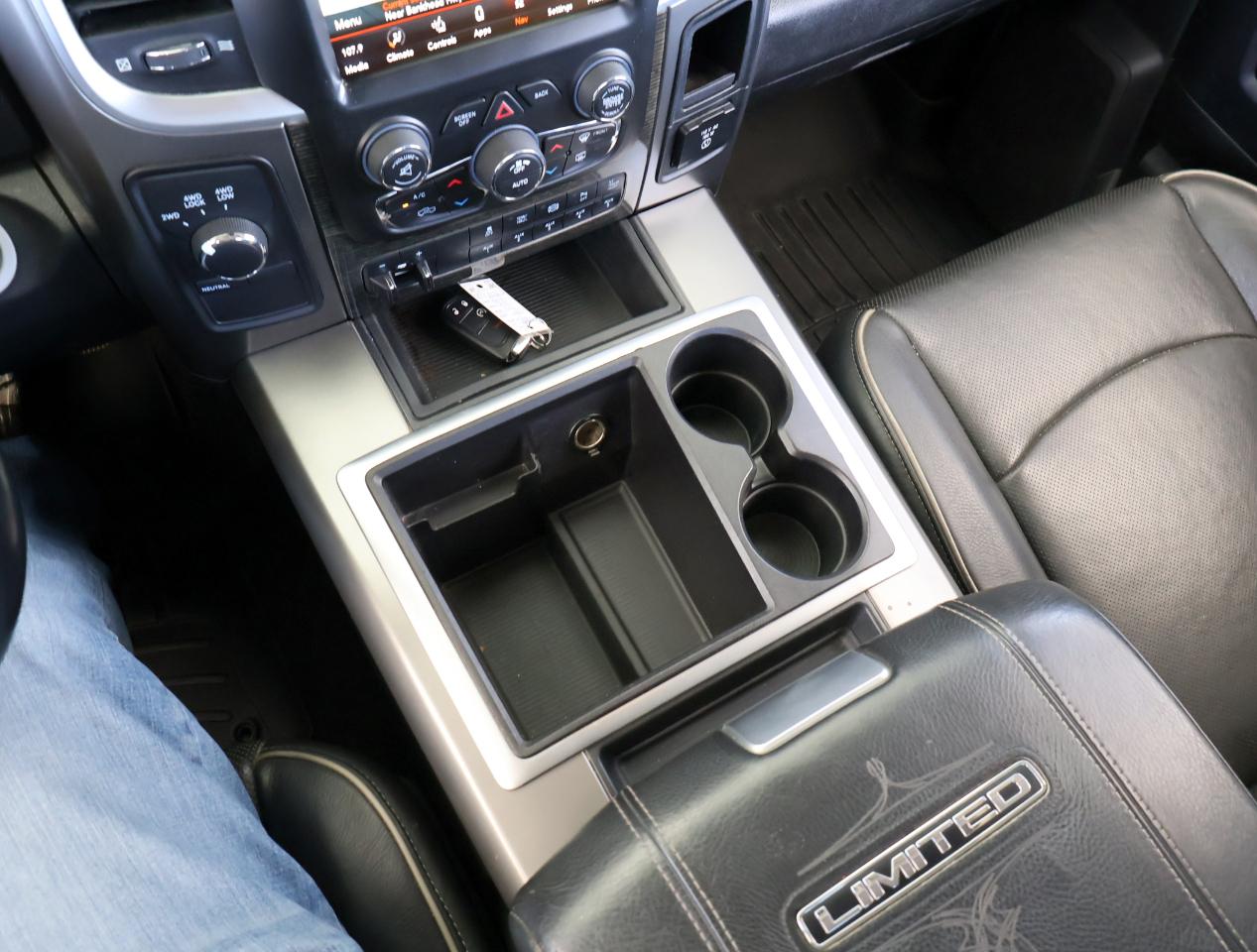 RAM 2500 Laramie Longhorn Crew Cab 4WD 2014