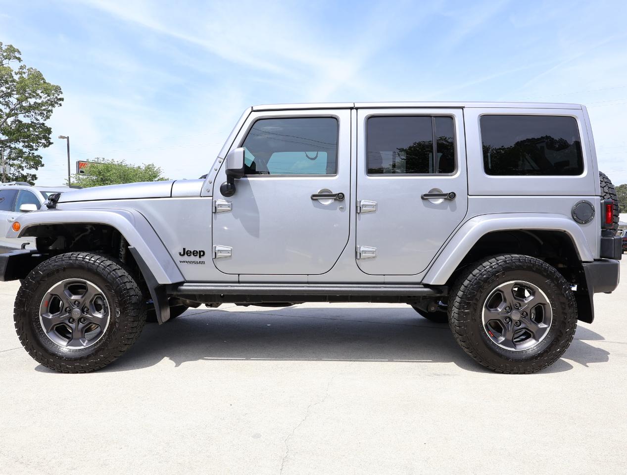 Jeep Wrangler Unlimited Altitude 4x4 2015