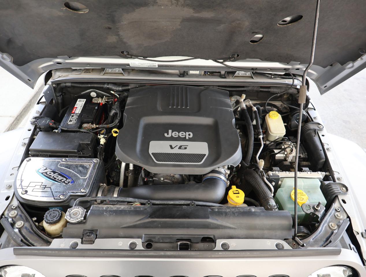 Jeep Wrangler Unlimited Altitude 4x4 2015