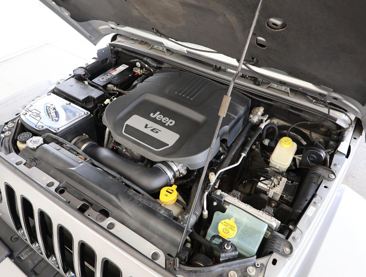 Jeep Wrangler Unlimited Altitude 4x4 2015