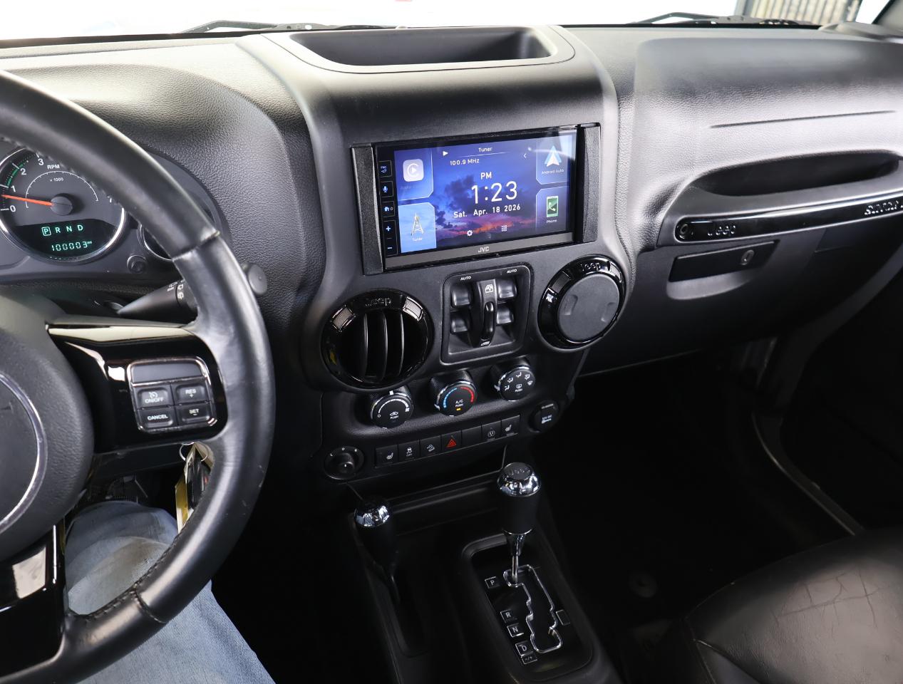 Jeep Wrangler Unlimited Altitude 4x4 2015