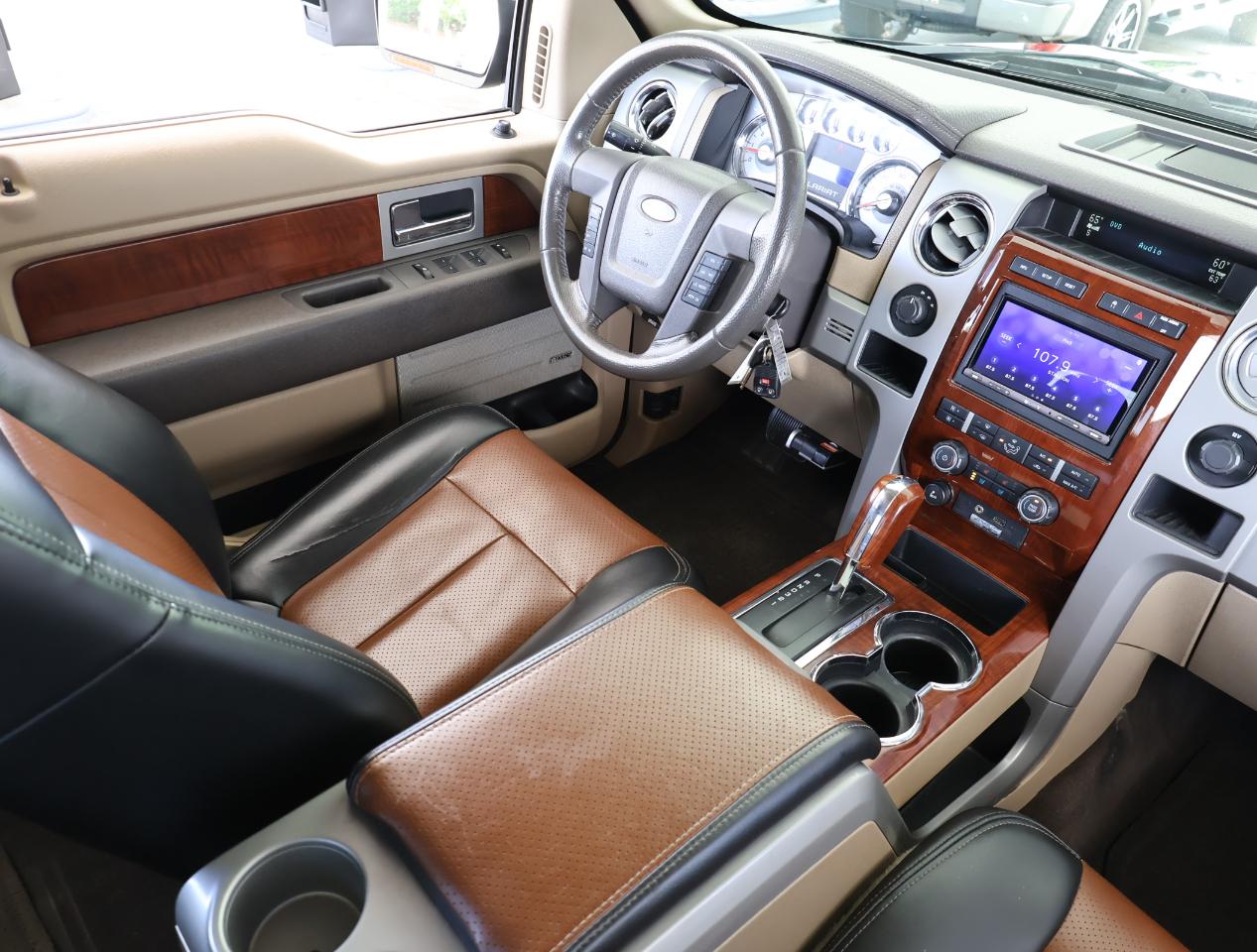 Ford F-150 Lariat SuperCrew 4WD 2010