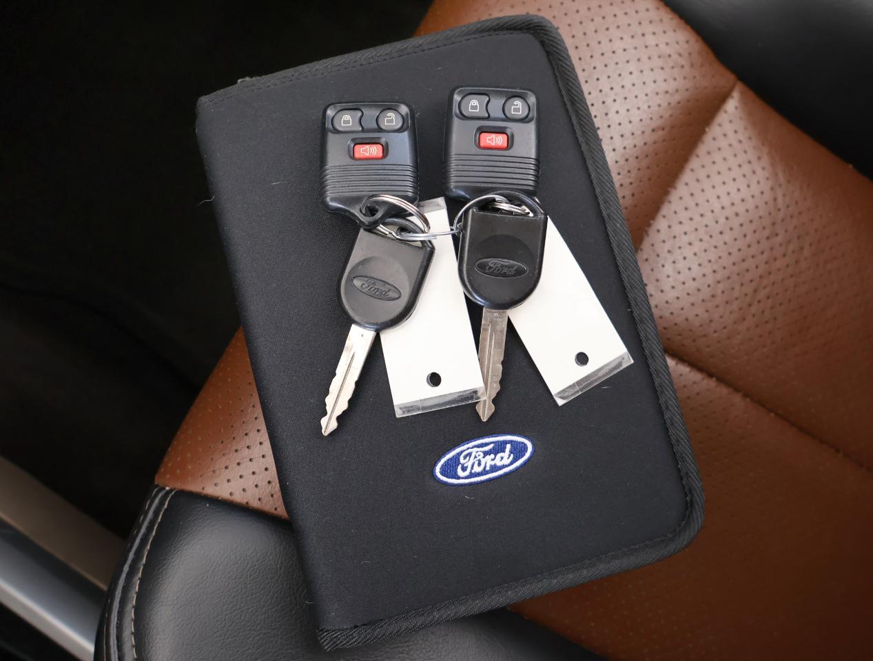 Ford F-150 Lariat SuperCrew 4WD 2010