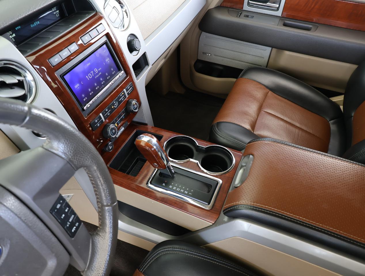 Ford F-150 Lariat SuperCrew 4WD 2010