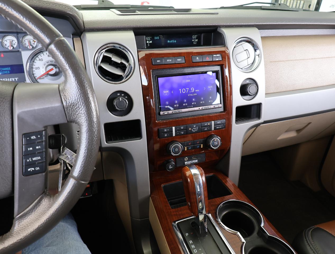 Ford F-150 Lariat SuperCrew 4WD 2010