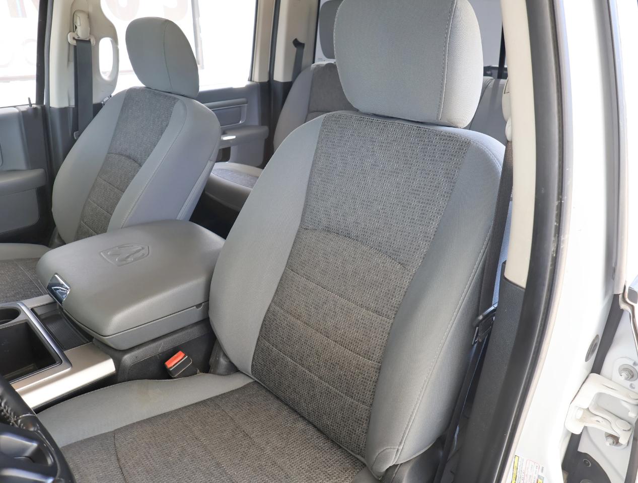 RAM 3500 Big Horn Crew Cab SWB 4WD 2015