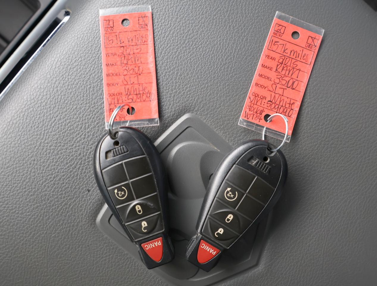 RAM 3500 Big Horn Crew Cab SWB 4WD 2015