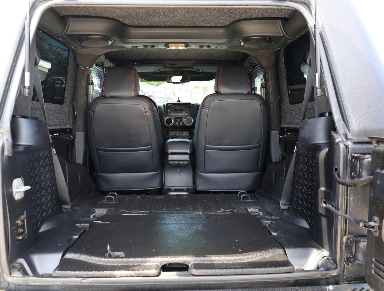 Jeep Wrangler Sport 4WD 2014