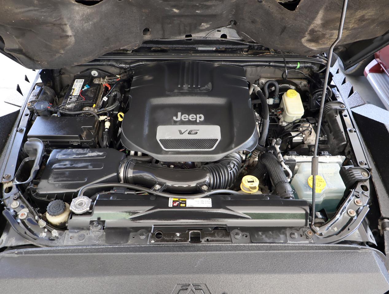 Jeep Wrangler Sport 4WD 2014