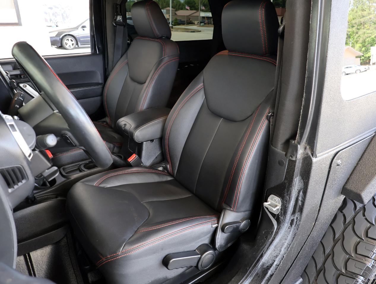 Jeep Wrangler Sport 4WD 2014