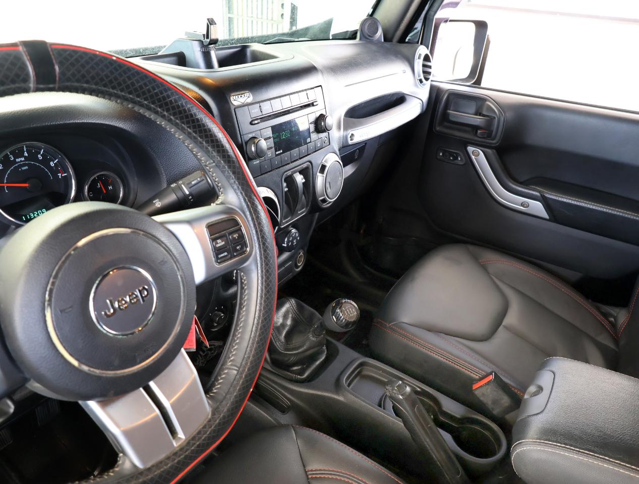 Jeep Wrangler Sport 4WD 2014