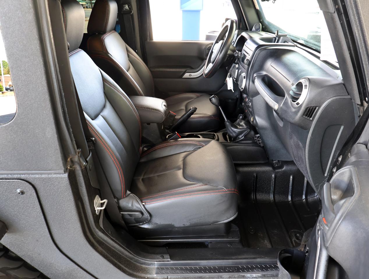 Jeep Wrangler Sport 4WD 2014