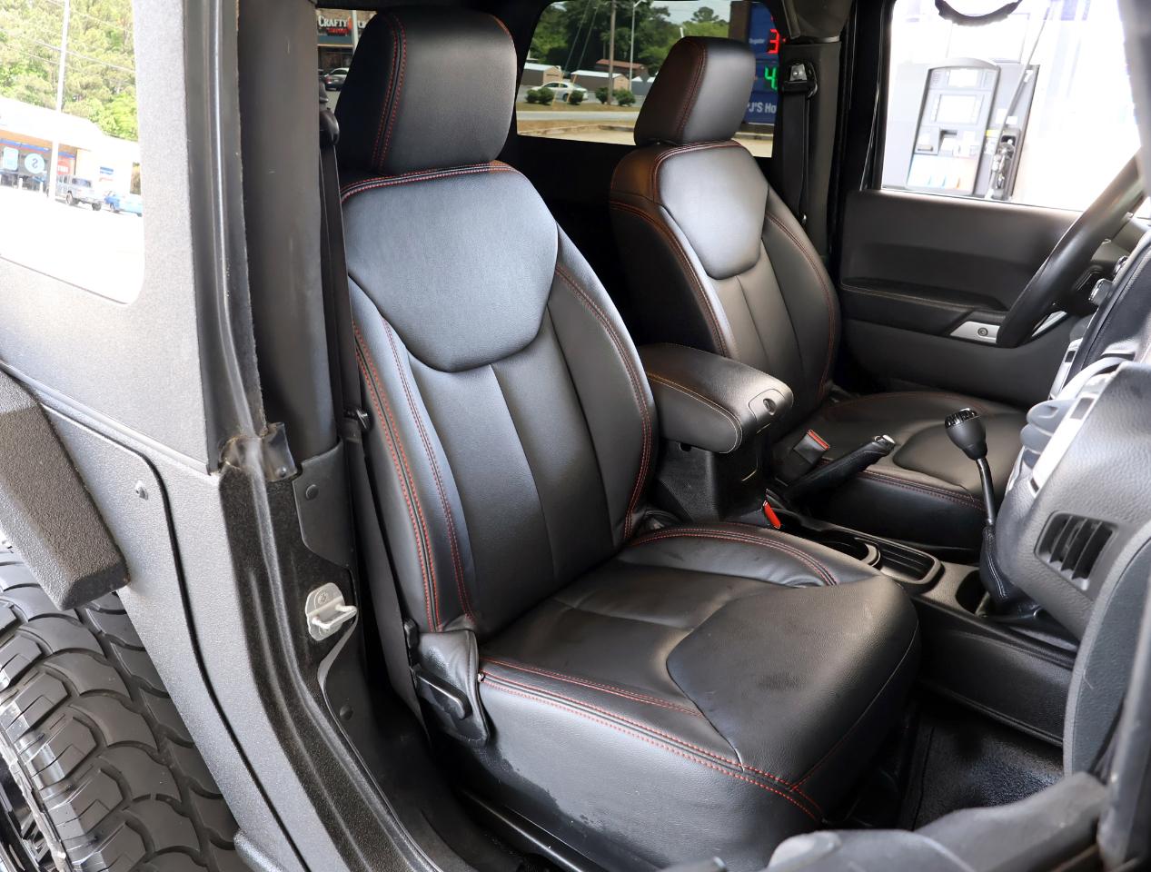 Jeep Wrangler Sport 4WD 2014