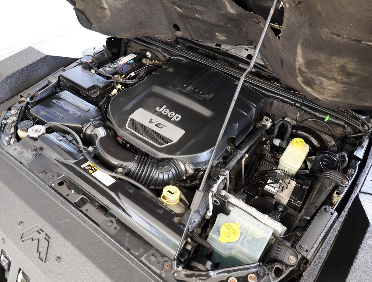 Jeep Wrangler Sport 4WD 2014