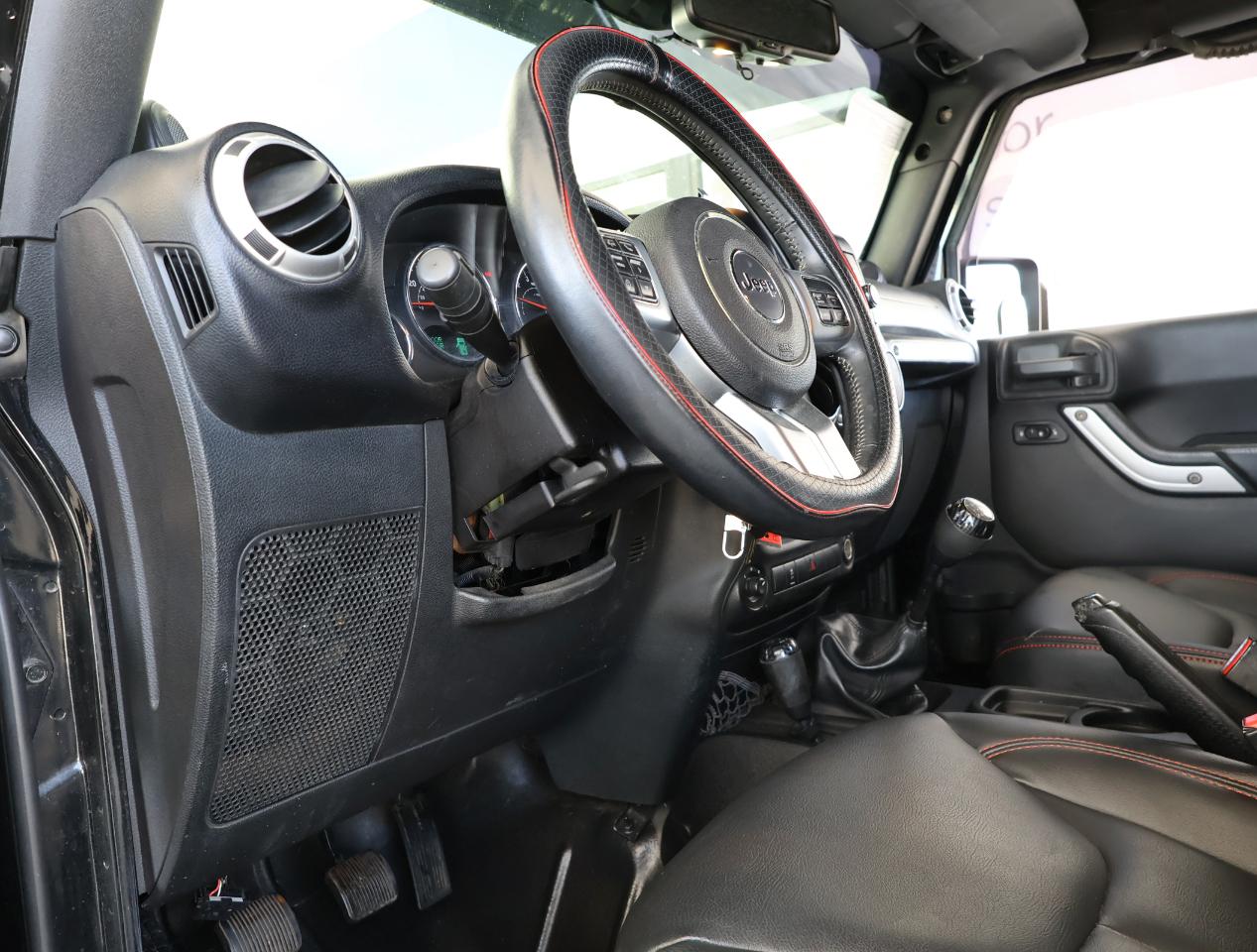 Jeep Wrangler Sport 4WD 2014