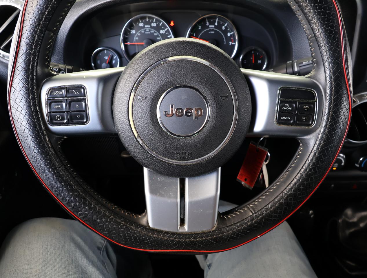 Jeep Wrangler Sport 4WD 2014