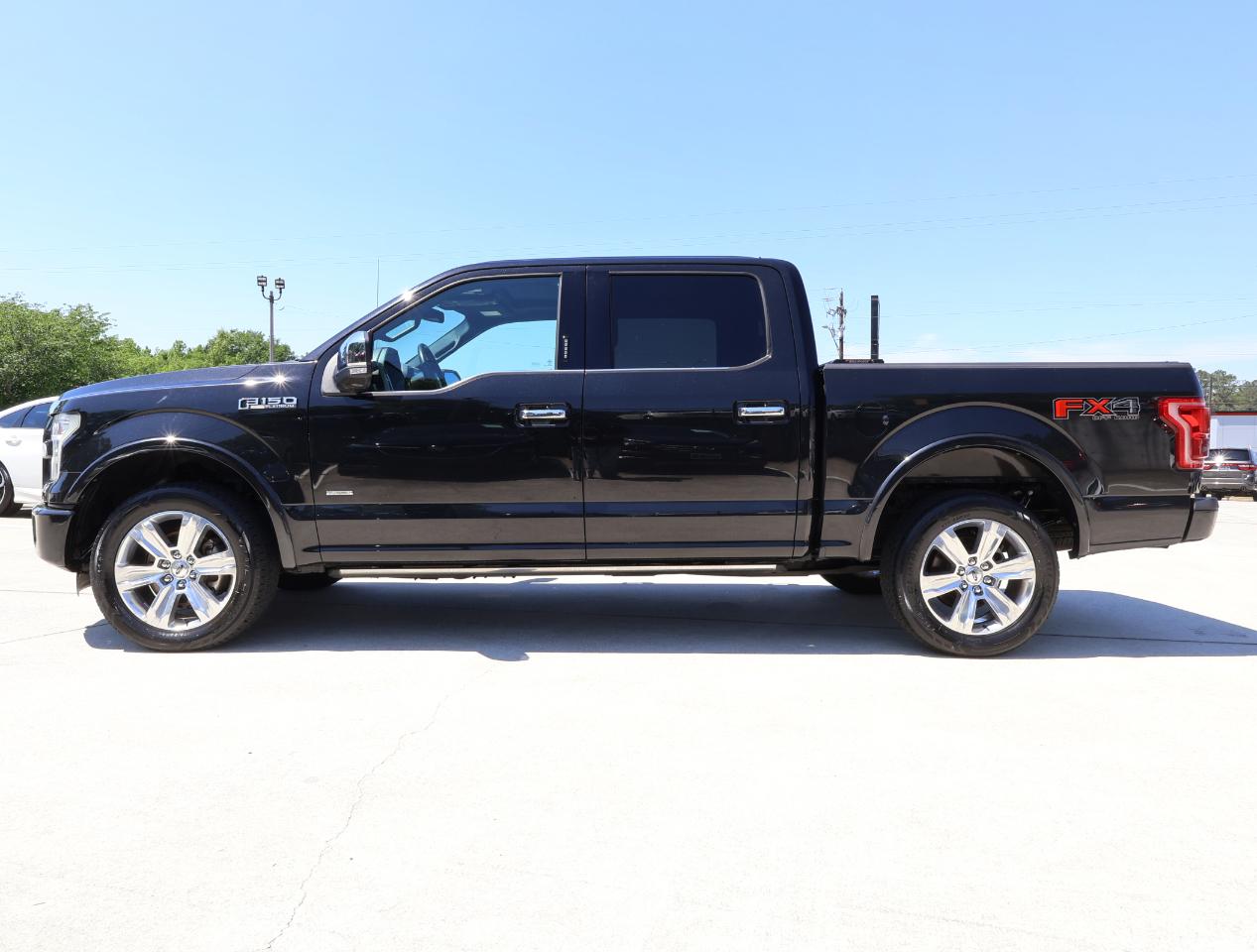 Ford F-150 XL SuperCrew 4WD 2015