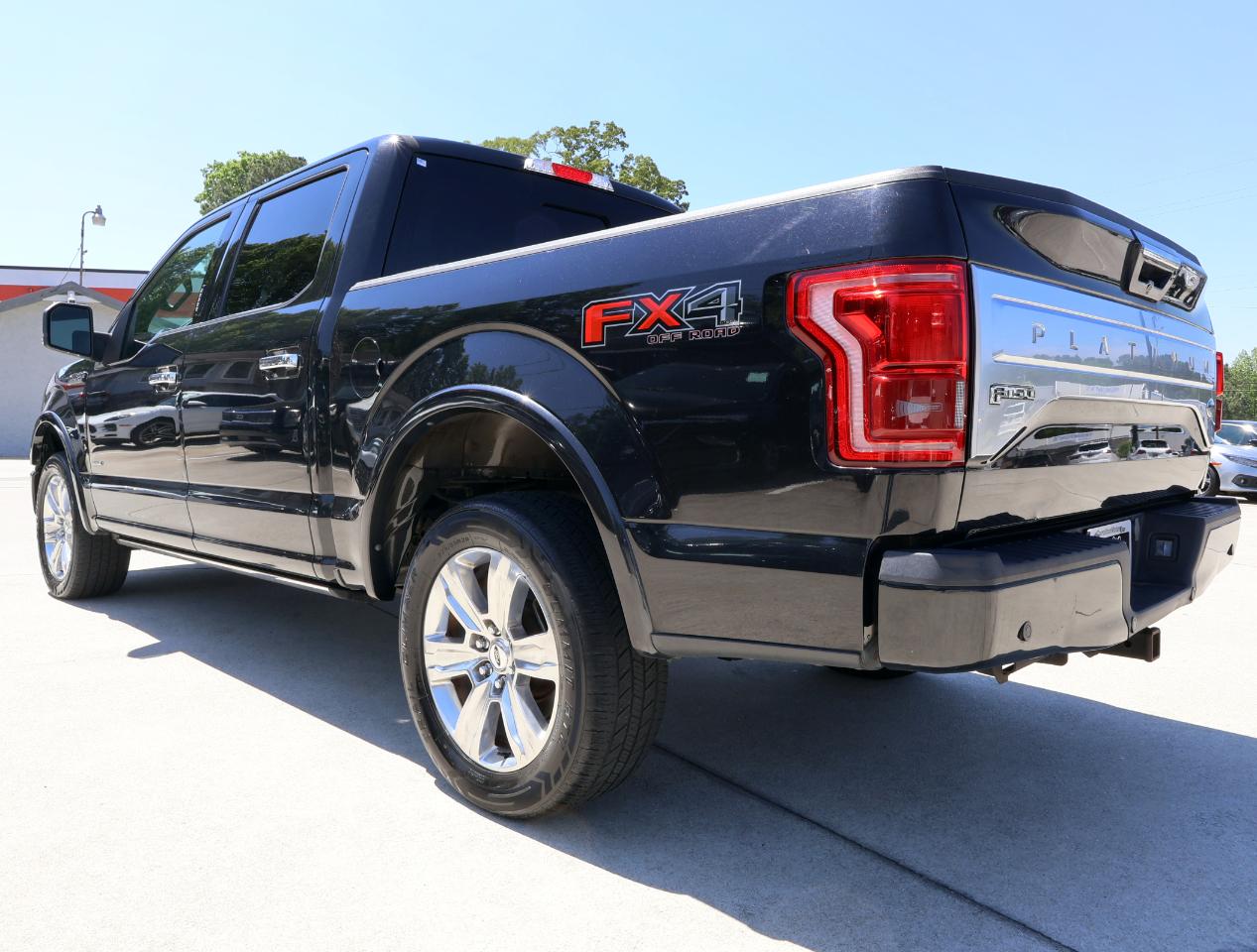 Ford F-150 XL SuperCrew 4WD 2015