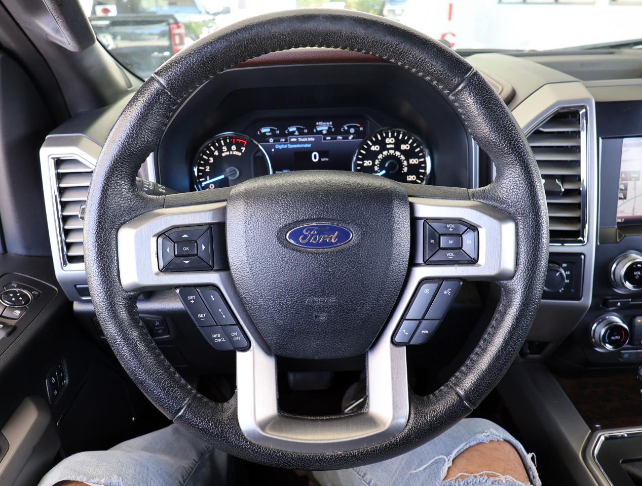 Ford F-150 XL SuperCrew 4WD 2015