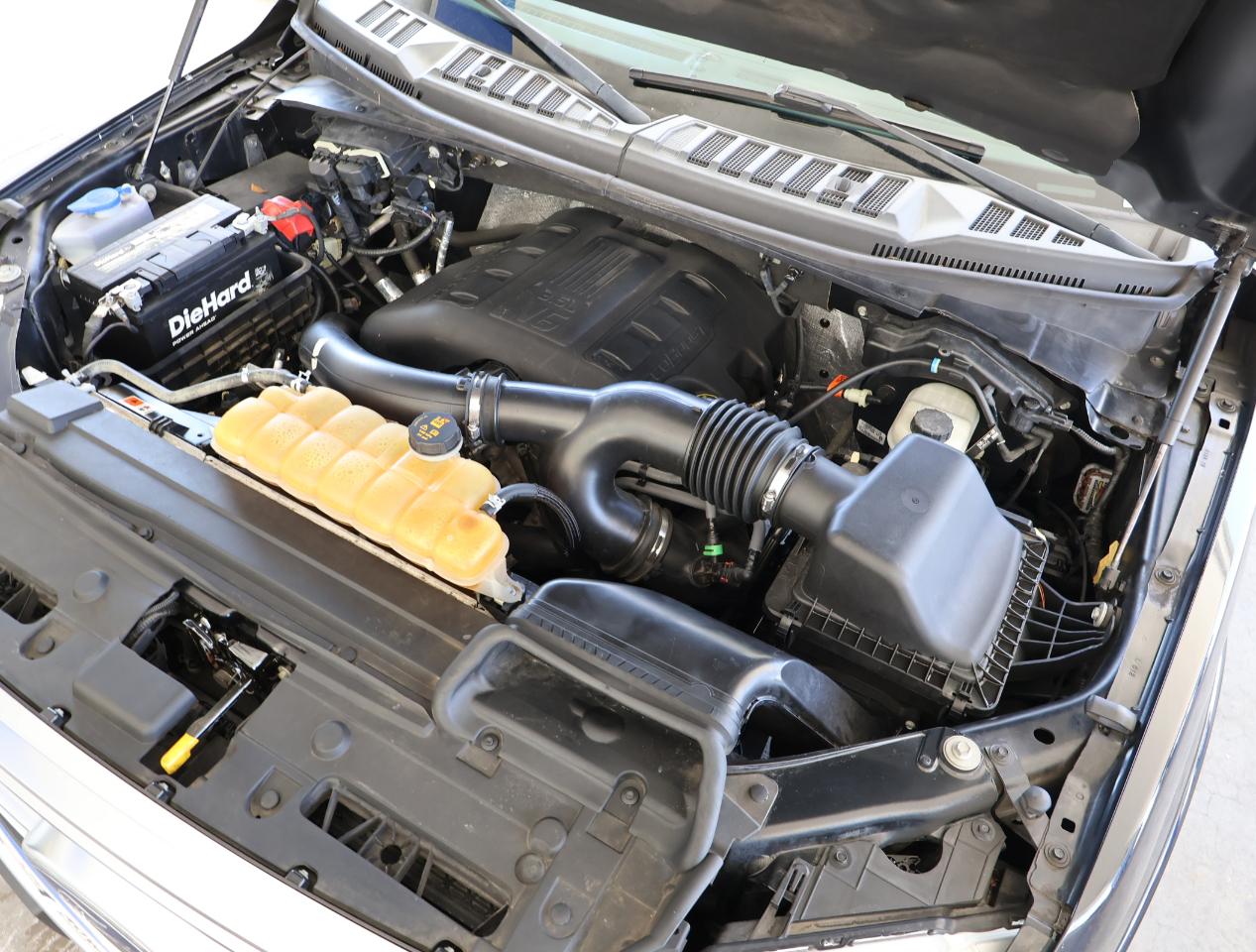 Ford F-150 XL SuperCrew 4WD 2015