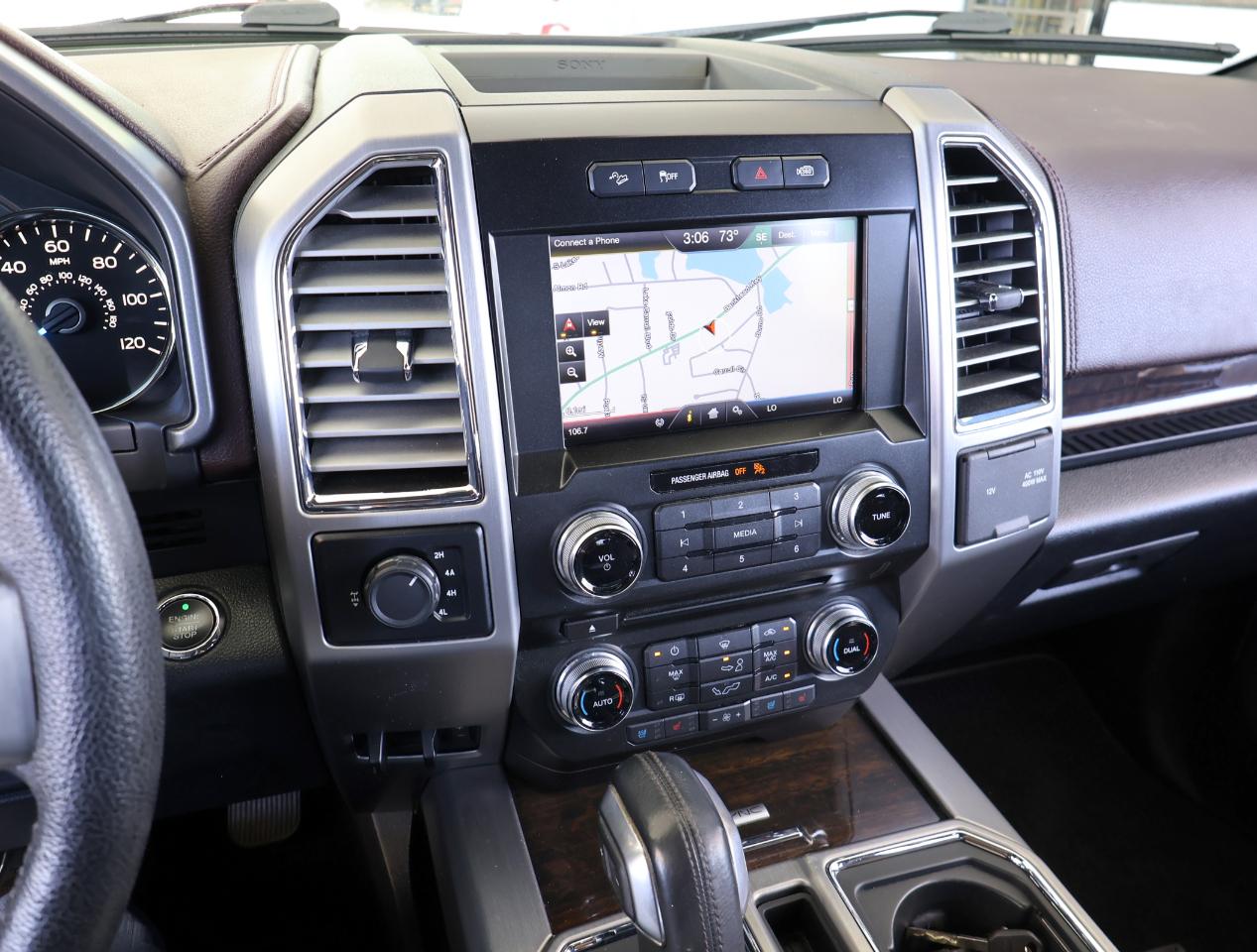 Ford F-150 XL SuperCrew 4WD 2015