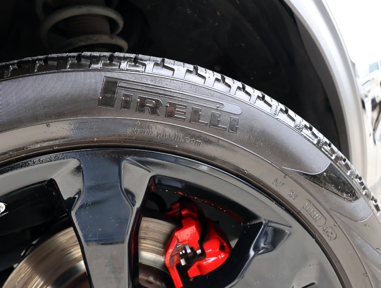 Ford Explorer ST AWD 2021