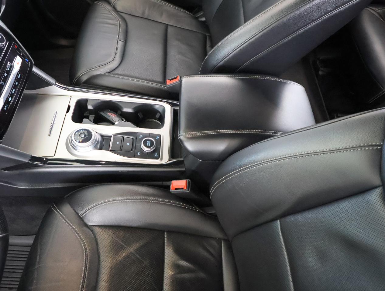 Ford Explorer ST AWD 2021