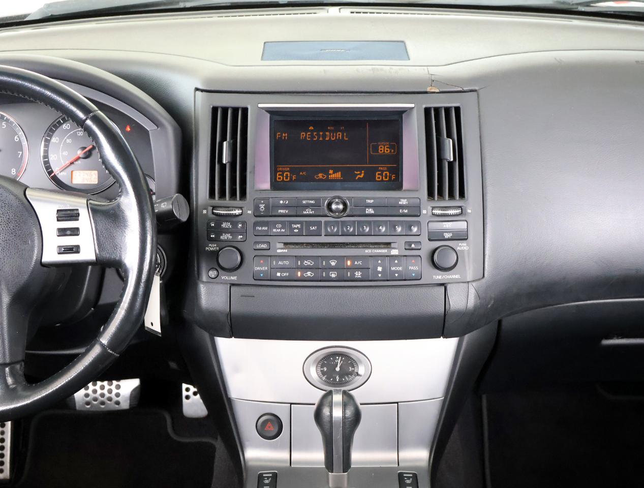 Infiniti FX FX35 2WD 2004